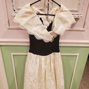 Scott McClintock Formal White Vintage Dress Size 8 New Off Shoulder